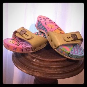 HAND PAINTED DR. SCHOLL’s